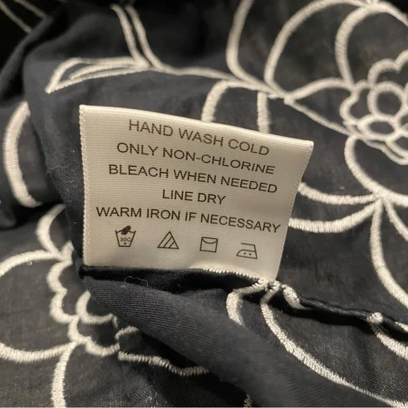 TORY BURCH Tunic, Black & Metallic Silver, Small - Picture 7 of 7